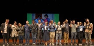 Autoridades del Ministerio de Cultura y del GTN junto a miembros de la comunidad sorda e hipoacúsica