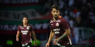 Once Caldas vs Universitario de Deportes