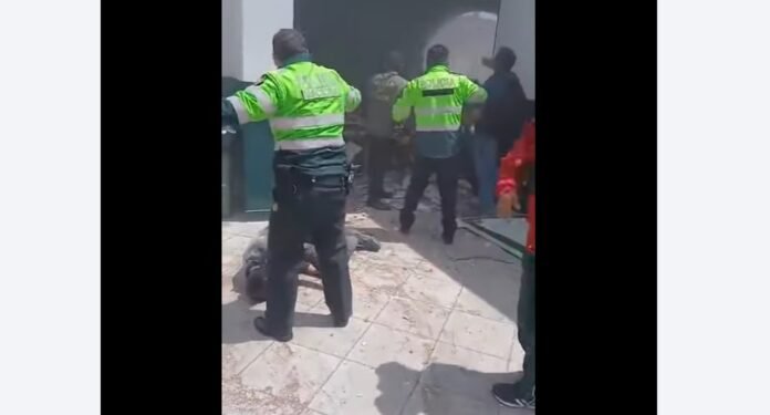 Comisaría de Surquillo techo