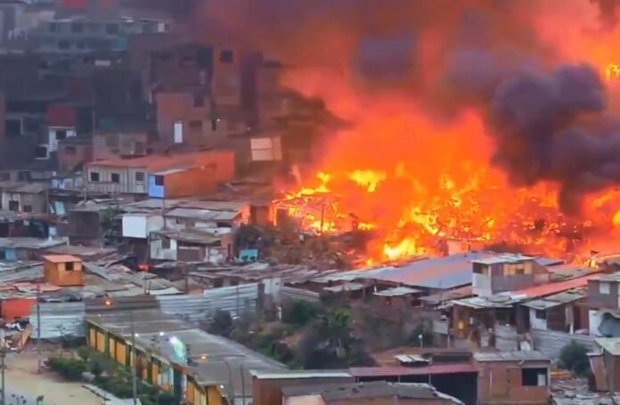 Incendio en San Juan de Miraflores (1)