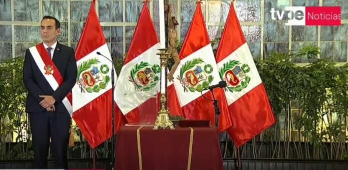 Juramentación en vivo de ministros de José Jerí (1)