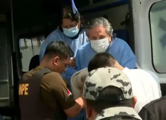 Alejandro Toledo es trasladado a hospital.